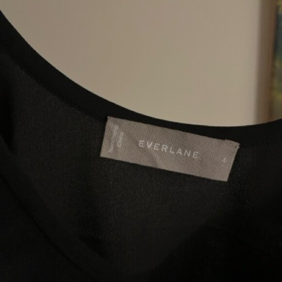 Everlane Women's Scoop Tank in Washable Silk Blouse in Black, Size 4 *Barely Wor - Picture 3 of 5